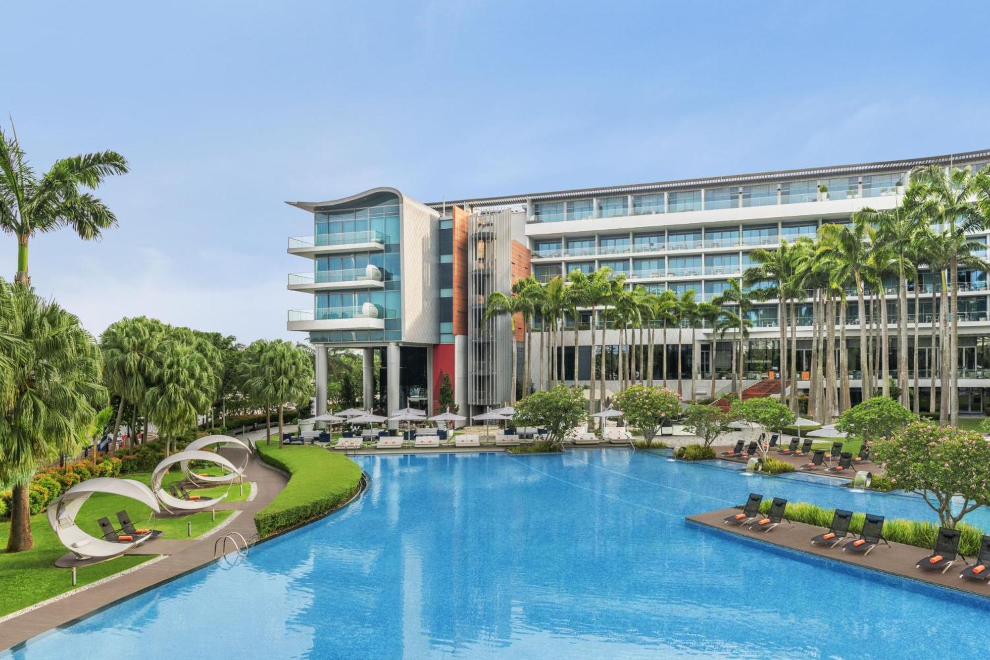 W Singapore - Sentosa Cove Exteriör bild The hotel's main building