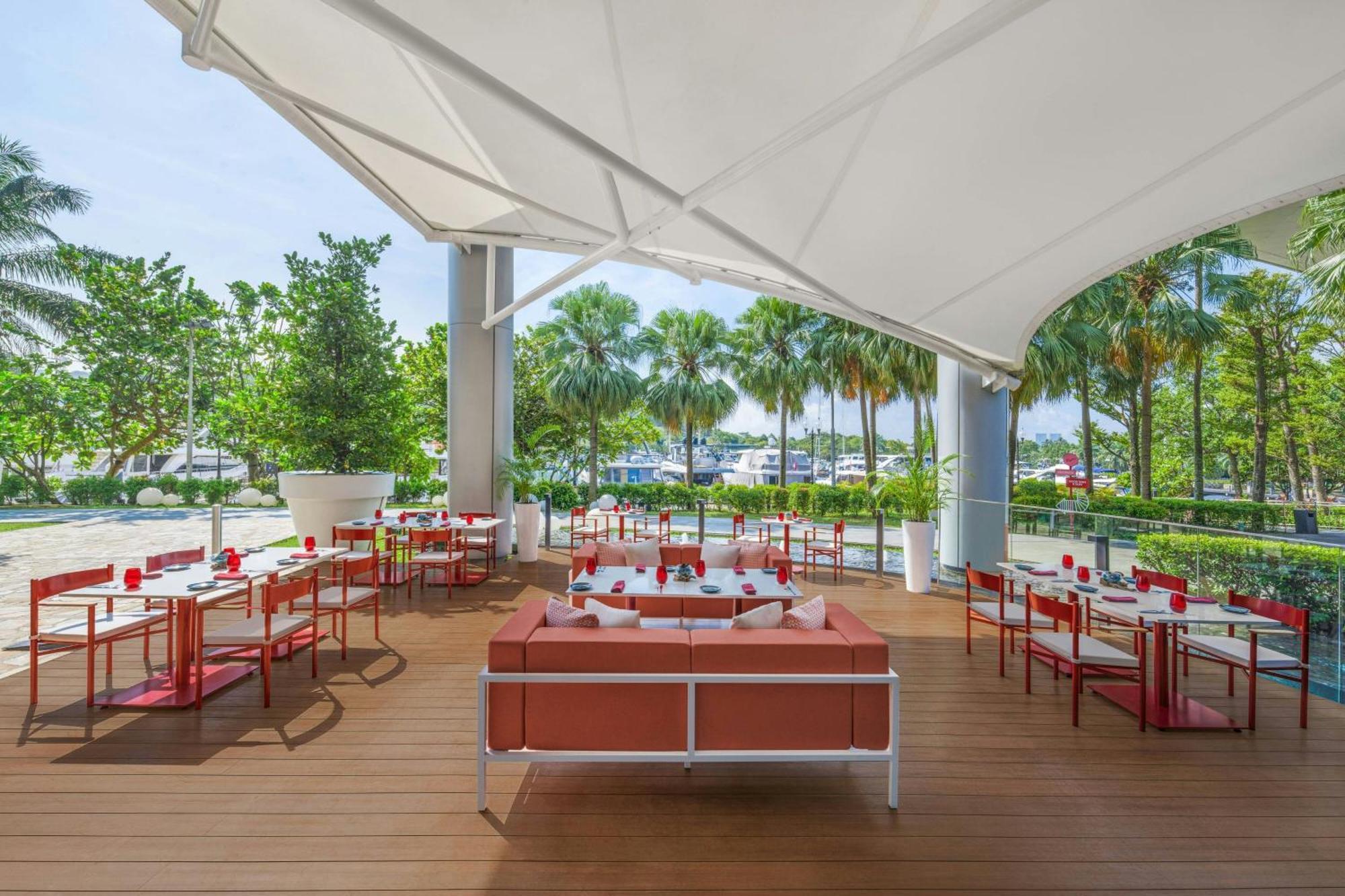 W Singapore - Sentosa Cove Exteriör bild The Deck